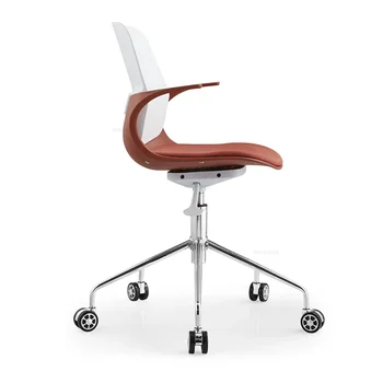 Домашен Луксозен игри стол, Офис столове за почивка в скандинавски стил и Креативна Офис мебели Дизайн на ролка Компютърен стол Просто Въртящо се кресло